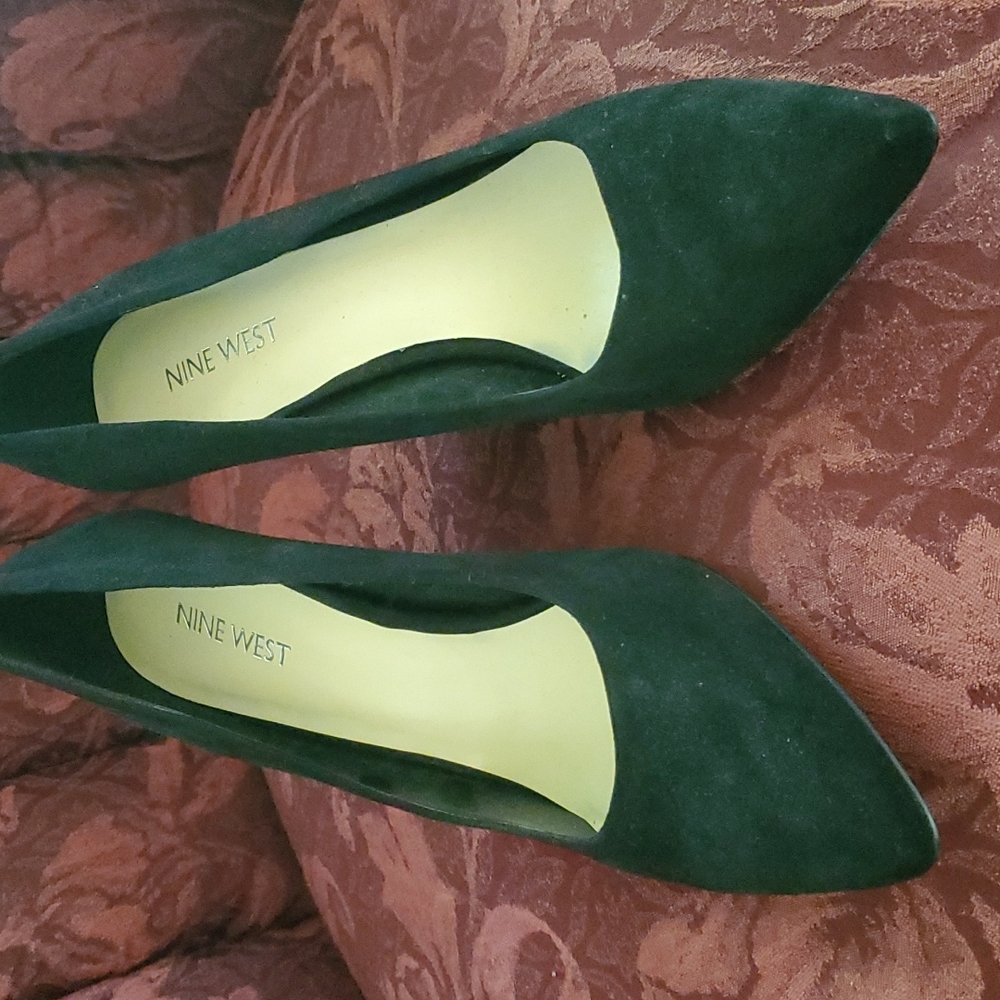 Nine West Size 11 Suede Shoes